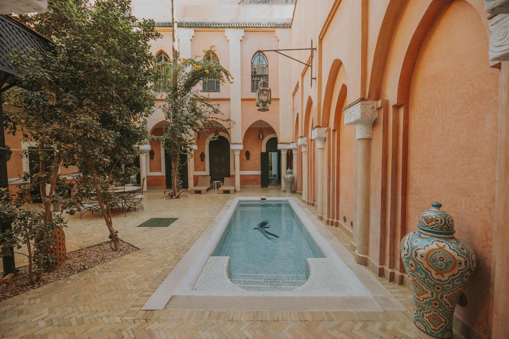 Riad Le Perroquet Bleu Suites & Spa Marrakesh Exterior foto