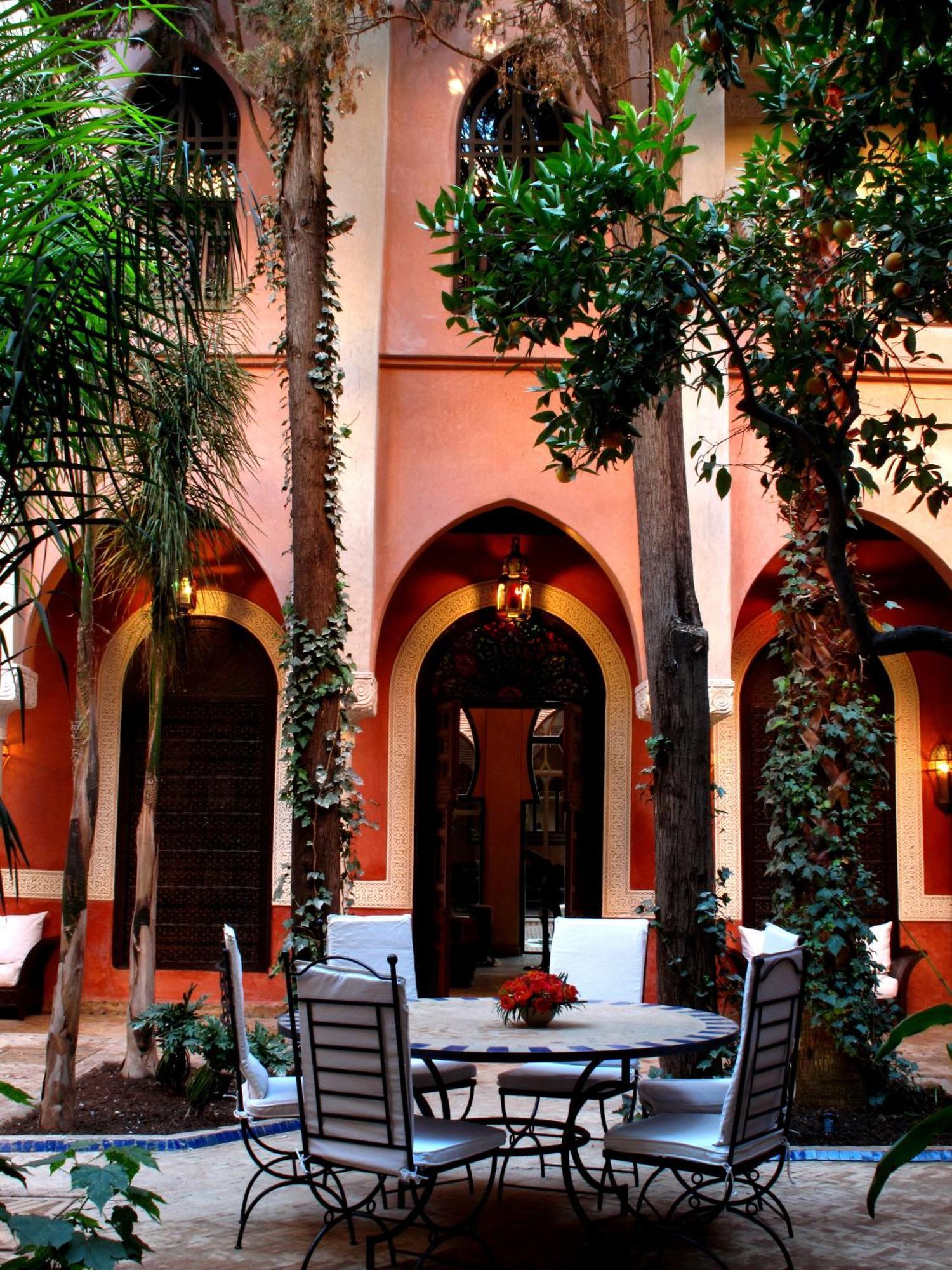 Riad Le Perroquet Bleu Suites & Spa Marrakesh Exterior foto