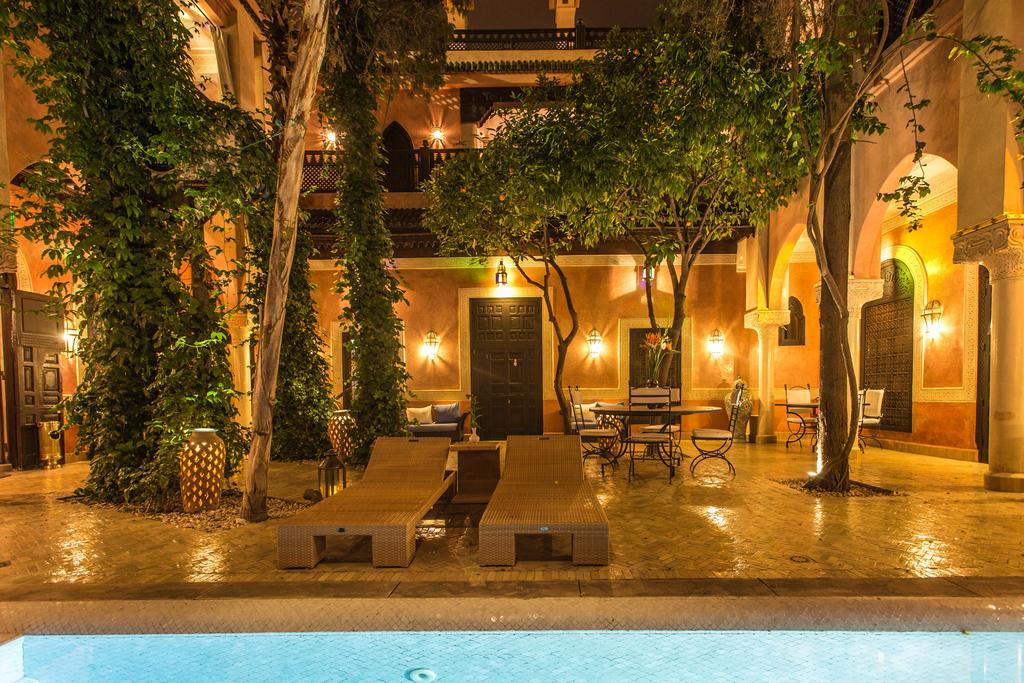 Riad Le Perroquet Bleu Suites & Spa Marrakesh Exterior foto