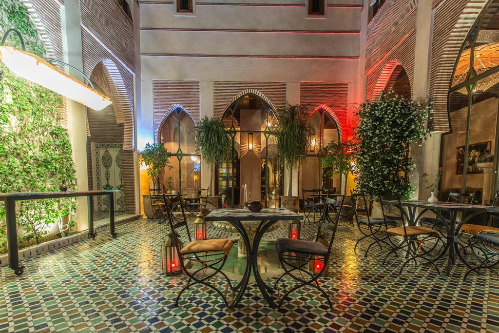 Riad Le Perroquet Bleu Suites & Spa Marrakesh Exterior foto