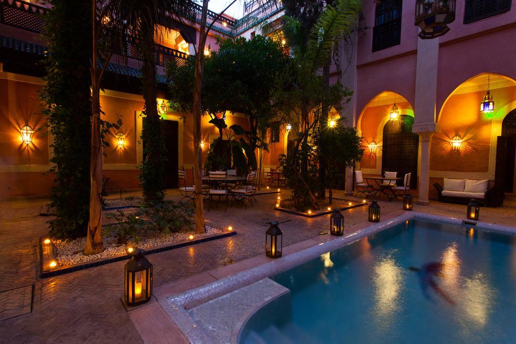 Riad Le Perroquet Bleu Suites & Spa Marrakesh Exterior foto